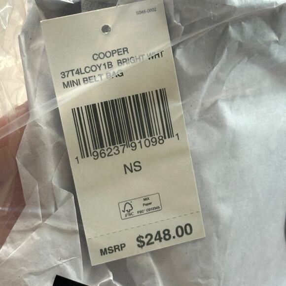 MICHAEL KORS Cooper Mini Logo Belt Bag Signature Print Unisex White Black NWT - Picture 4 of 9